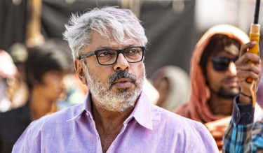 FIR lodged against Bhansali alleging fraud, misbehaviour during Love and War production