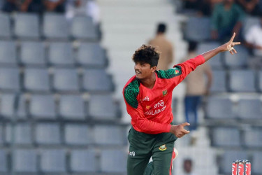 Mahedi Hasan leaves Sylhet due to son’s illness