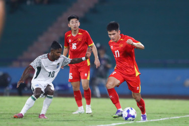 Bangladesh fall to Vietnam in first match