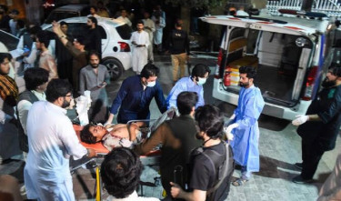 15 killed in suicide blast in Pakistan political rally