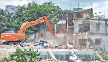 400 sued for hindering eviction drive in Cox’s Bazar