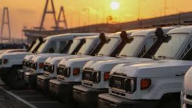 Trump signs order to cut tariffs on Japanese cars to 15%