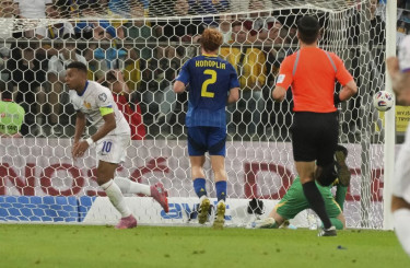 France beats Ukraine to start World Cup qualifying