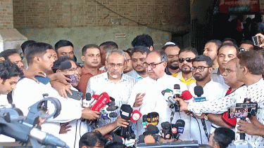 Mirza Abbas says attack on Nur deliberate, urges treatment abroad