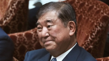 Japan PM decides to quit as opponents seek leadership election