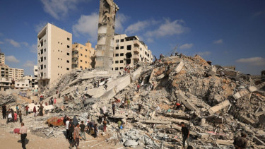 Israel targets more high-rises in Gaza City