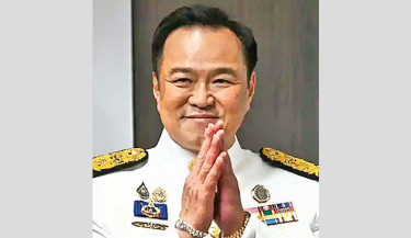 New Thai PM takes office