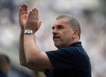 Nottingham Forest swoop for Postecoglou after sacking Nuno