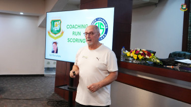 Renshaw, Ross focus on solving problems at ‘Run Scoring Workshop’