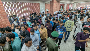 Over 50% voters cast ballots by 2 pm: Election Commission