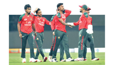 SEAMERS SPARK BUT TIGERS TAKE TIME TO STRIKE