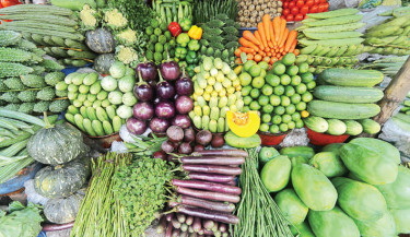 Veggie prices dip; meat, fish hold steady