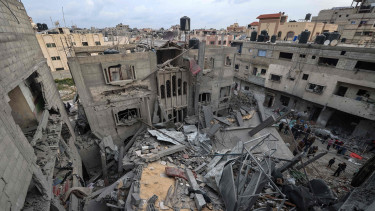 50 reported dead in Gaza as Israel steps up attacks on main city