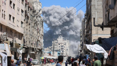 Israel ramps up strikes on Gaza City and hospital says at least 32 are dead