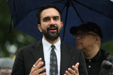 New York governor endorses Mamdani for mayoral post