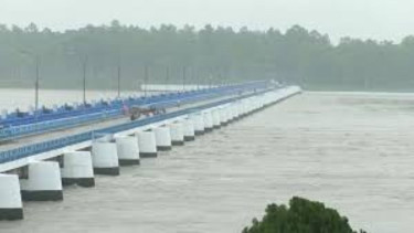 Teesta water continues to rise with fears of flooding 15 villages