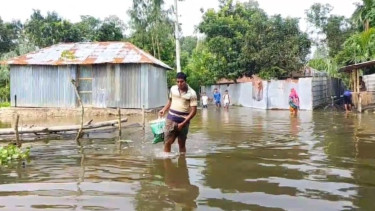 Teesta flows above danger mark, all sluicegates opened