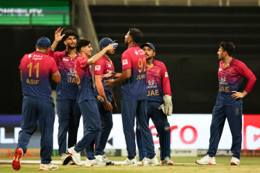 UAE hammer Oman to keep Super Four hopes alive