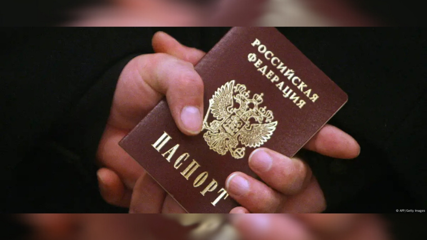 EU states rebel against bloc’s anti-Russian visa plan