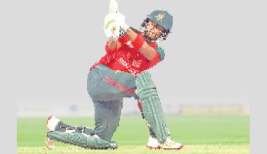Tanzid’s blaze, Tigers' lower-innings freeze
