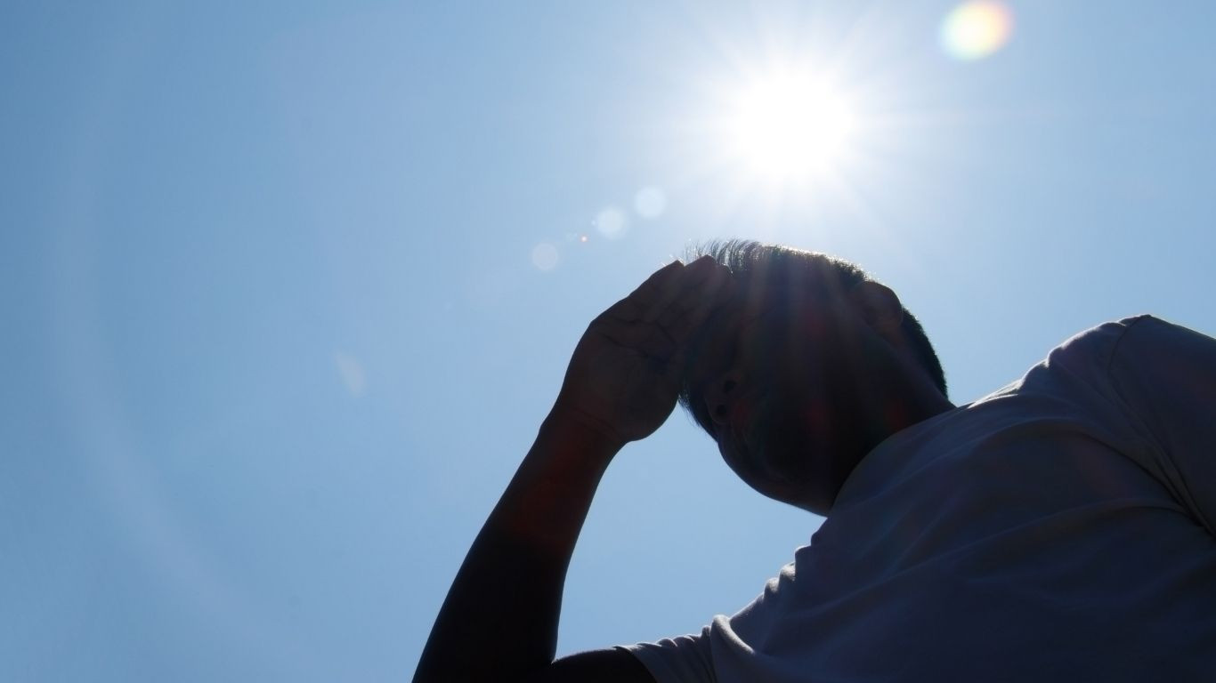 57m Bangladeshis endured ‘risky’ heat this summer: Report