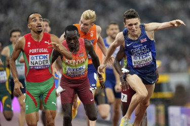 Portugal’s Isaac Nader stuns in 1,500m world title win