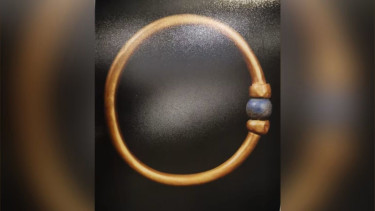 Egypt says 3,000-year-old gold bracelet missing from museum