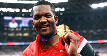 Back to the future as Walcott wins javelin gold in Tokyo