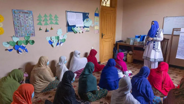 Afghanistan: Girls want to learn despite Taliban school ban