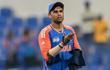 Suryakumar sidesteps handshake issue ahead of India-Pakistan rematch