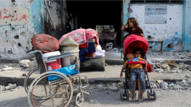Israel ramps up Gaza City assault, kills children in strike on school