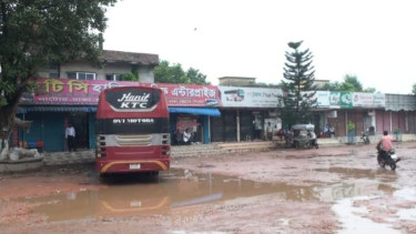 Passengers suffer as bus workers of 3 northern districts go on strike