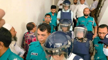 Ex-mayor Atiq among 4 shown arrested in murder case