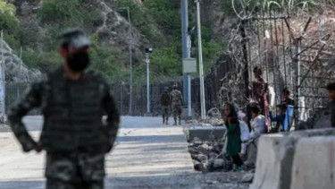 Air raid kills 23 in Pakistan border region