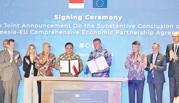 Indonesia, EU sign long-awaited trade deal