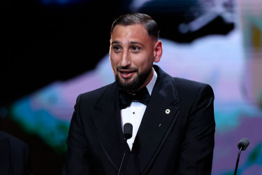 Man City 'keeper Donnarumma says would have stayed at PSG