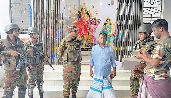 Purbachal Army Camp under the 6th Independent Air Defence Brigade of the Bangladesh Army reviews police patrols and other security measures at a puja mandap in the city ahead of Durga Puja.  -  ISPR PHOTO