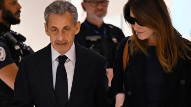 Ex-French President Sarkozy gets 5 yrs in historic first