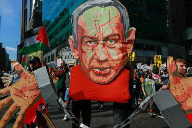 Protests rock UNGA as Netanyahu begins speech