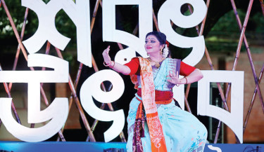 Sharat Utsab rings in harmony