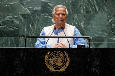 Prof Yunus calls for nuclear weapons free zones in Mideast, South Asia