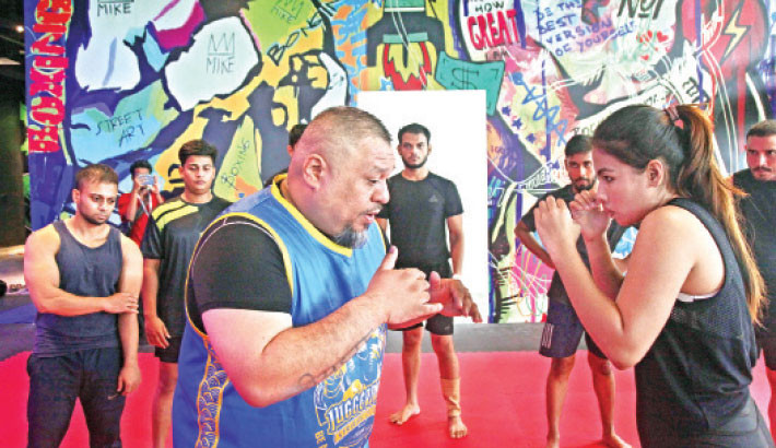 ‘Bangladeshi people are natural fighters’