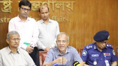 4 lakh security personnel deployed for Durga Puja: Home Adviser