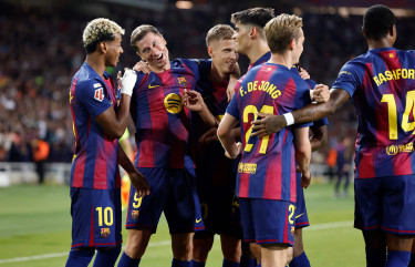 Barca beat Real Sociedad to go top as Yamal returns