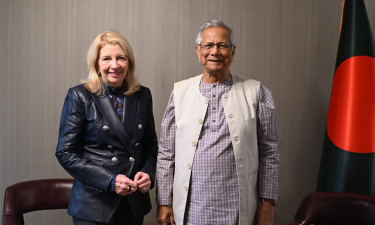 Prof Yunus, global leaders to meet at UN conf on Rohingyas tonight