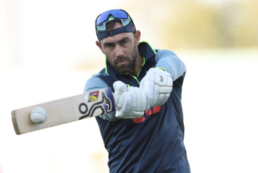 Australia lose Maxwell for New Zealand T20s after freak net blow