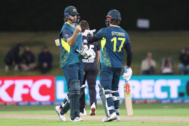 Australia ease to six-wicket win in first New Zealand T20