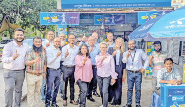 Telenor Group CEO makes first official visit to Bangladesh