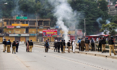 Eight killed in protests in Pakistan's Kashmir