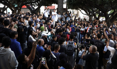 Young Moroccans protest for 7th day in a row